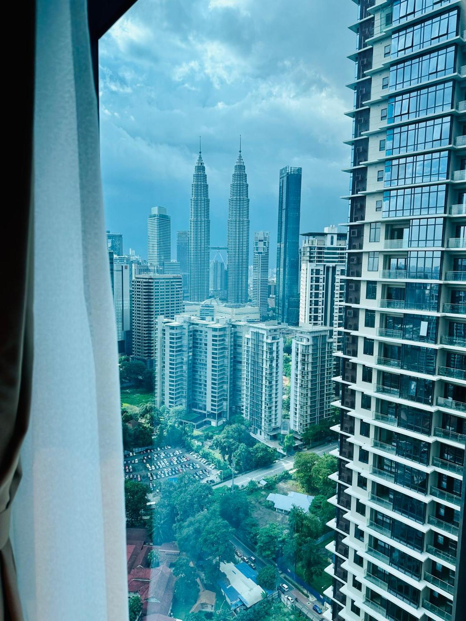 Eaton Residence Klcc Kuala Lumpur Buitenkant foto