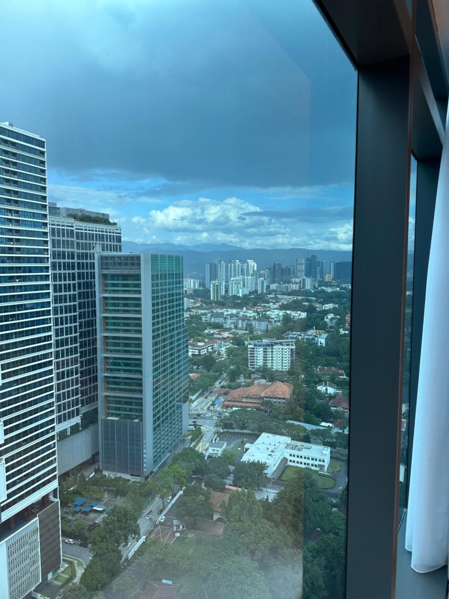 Eaton Residence Klcc Kuala Lumpur Buitenkant foto