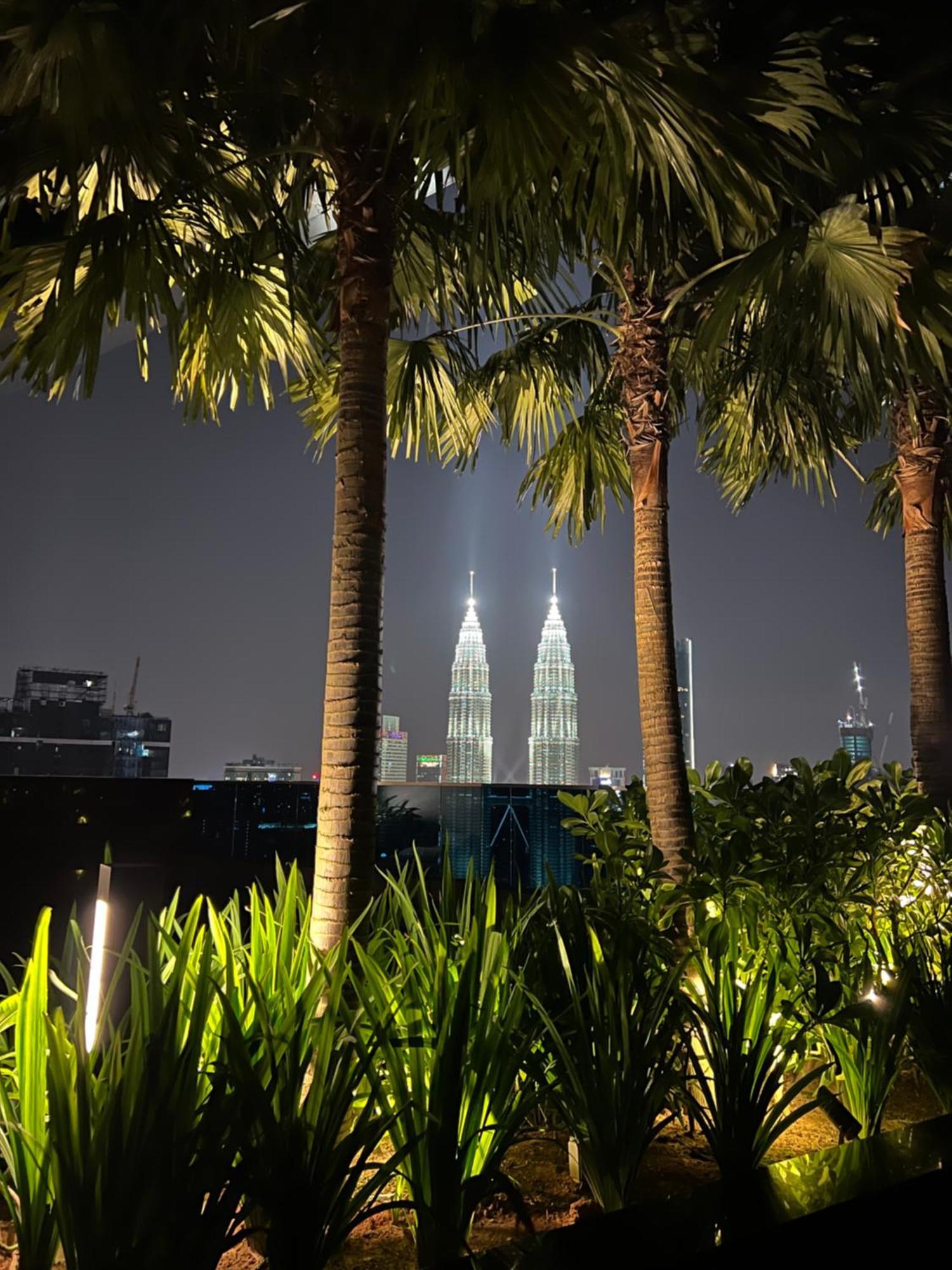 Eaton Residence Klcc Kuala Lumpur Buitenkant foto